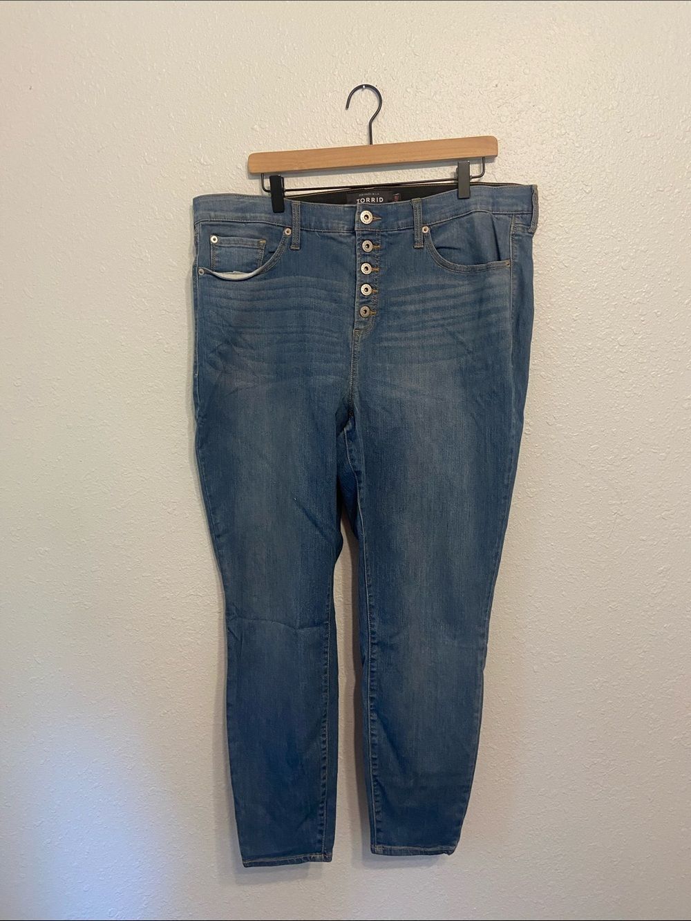 Torrid Medium Wash Button Fly Sky High Skinny Jeans Size 22R